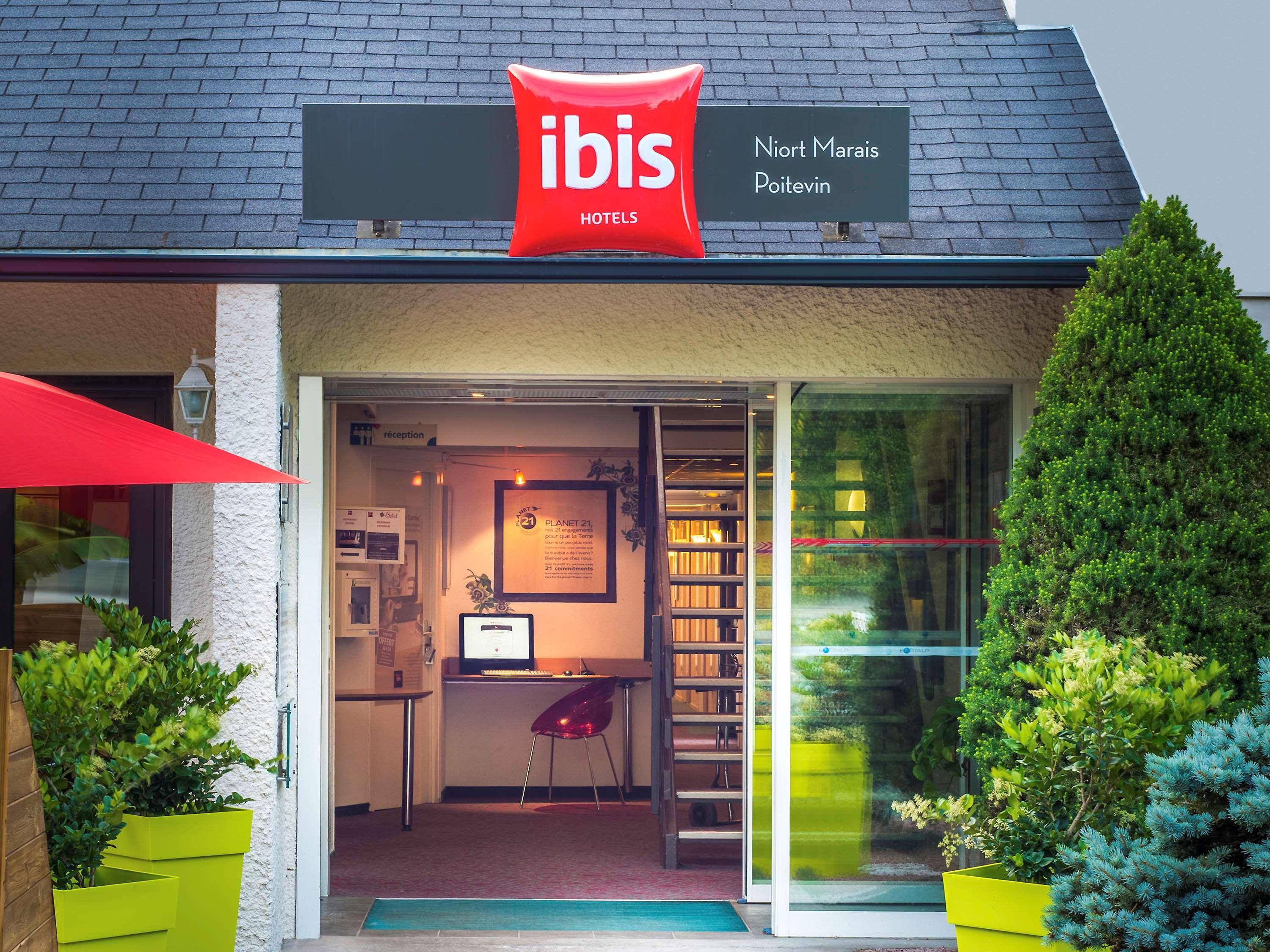Hotel Ibis Niort Marais Poitevin Exteriér fotografie